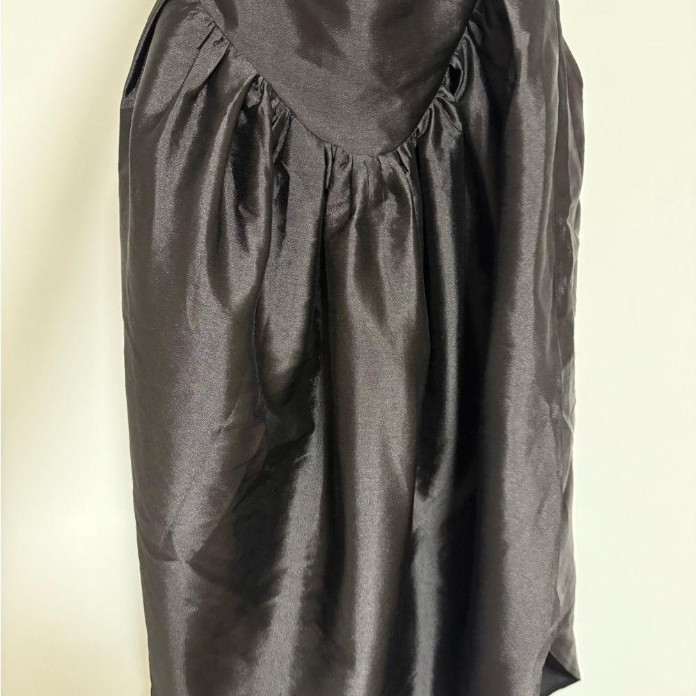 Elegant Black Women's Skirt